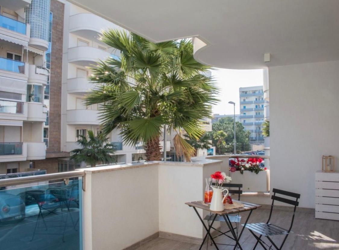 Nilu In Citta - Nuovo Appartamento Con Vista Mare Monopoli Exteriör bild