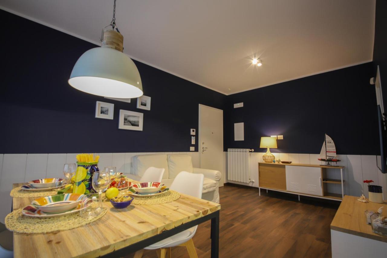Nilu In Citta - Nuovo Appartamento Con Vista Mare Monopoli Exteriör bild