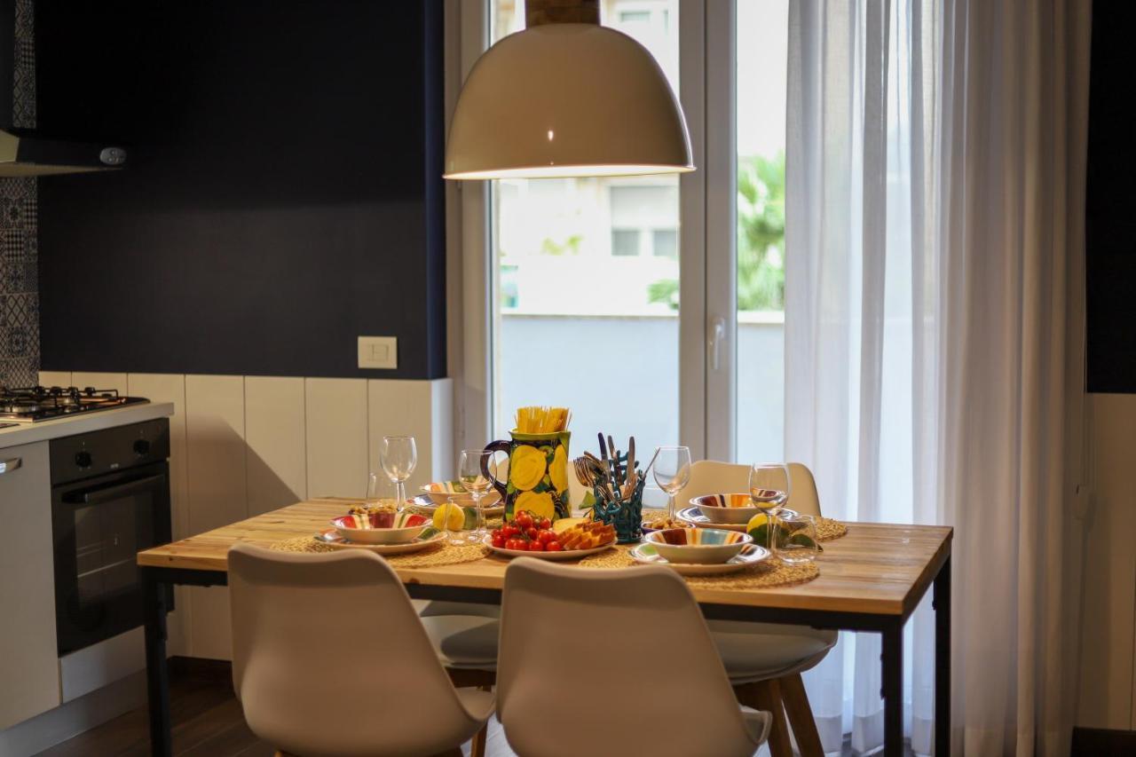 Nilu In Citta - Nuovo Appartamento Con Vista Mare Monopoli Exteriör bild